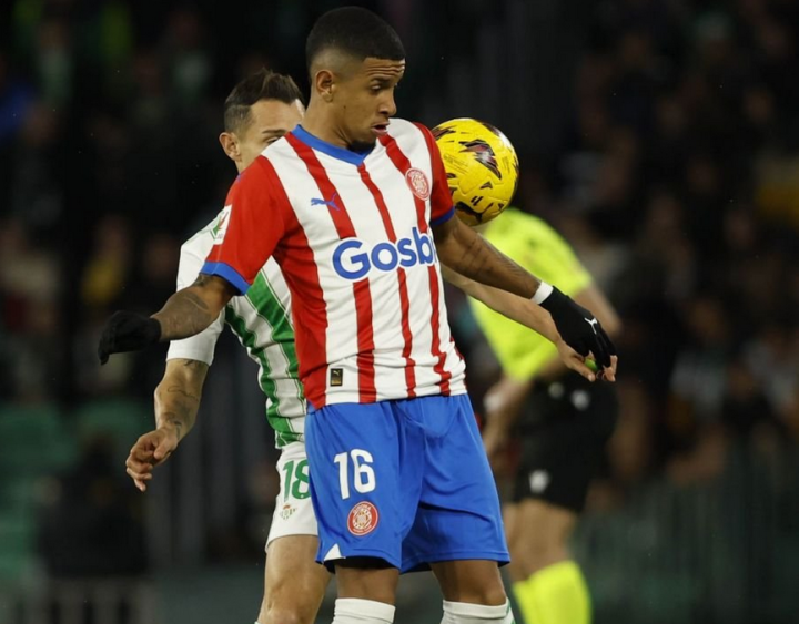 爱游戏入口包含国际比赛日托特纳姆备战意大利杯，单刀错失细节曝光，媒体盛赞，赛程密集仍需轮换的词条